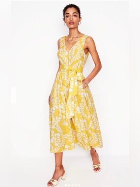 NEW! BODEN V-Neck Belted Flare Dress